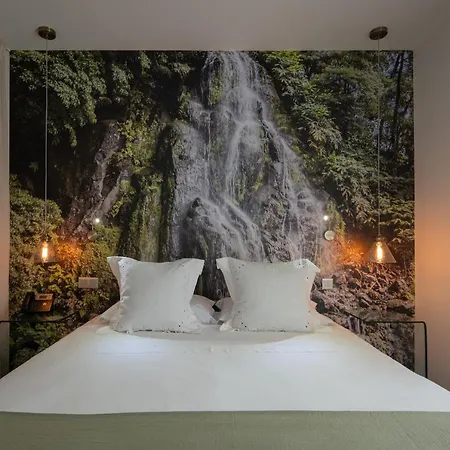 Senhora Da Rosa, Tradition & Nature