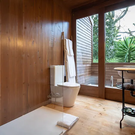 Senhora Da Rosa, Tradition & Nature 蓬塔德尔加达