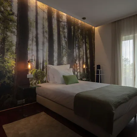 Senhora Da Rosa, Tradition & Nature