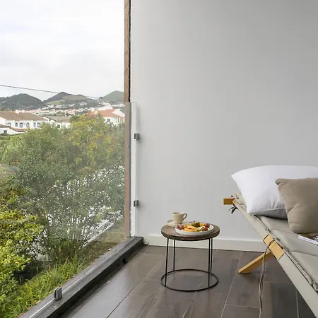 Senhora Da Rosa, Tradition & Nature