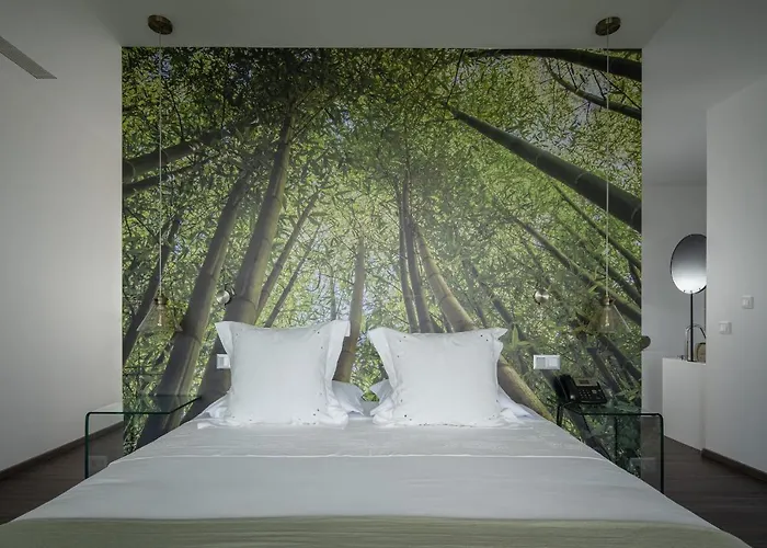 Senhora Da Rosa, Tradition & Nature