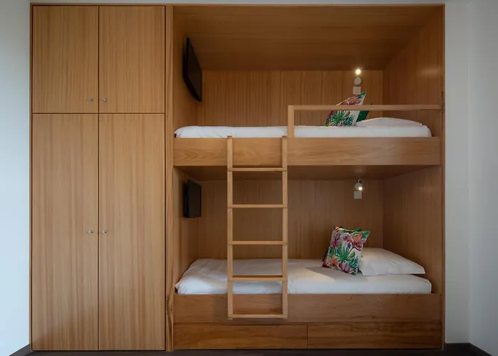 Senhora Da Rosa, Tradition & Nature